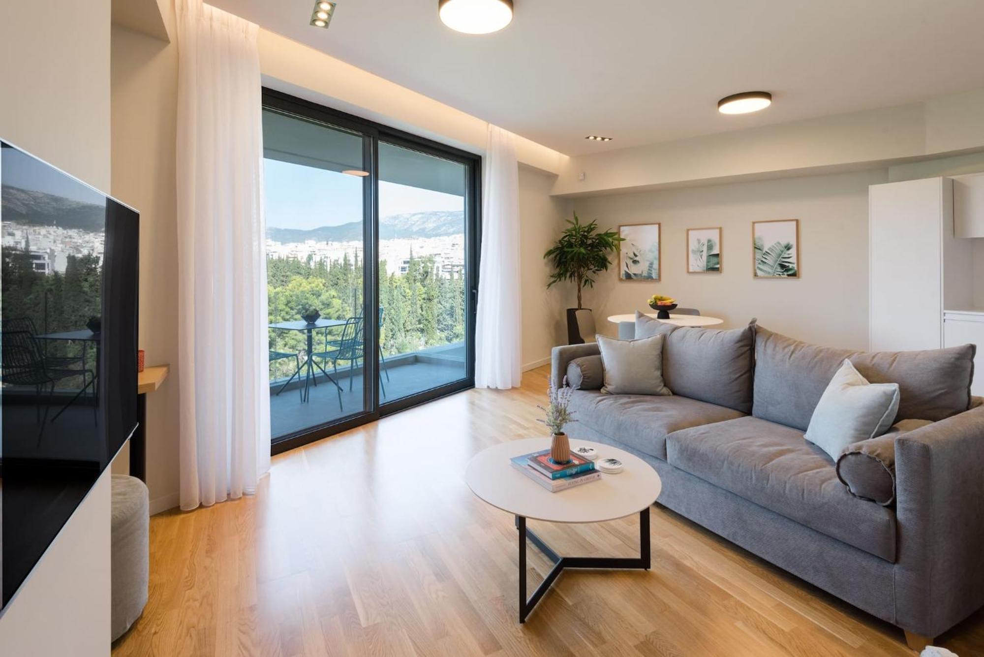 Urban Apt With Stunning Acropolis View & Roofdeck Athen Eksteriør billede