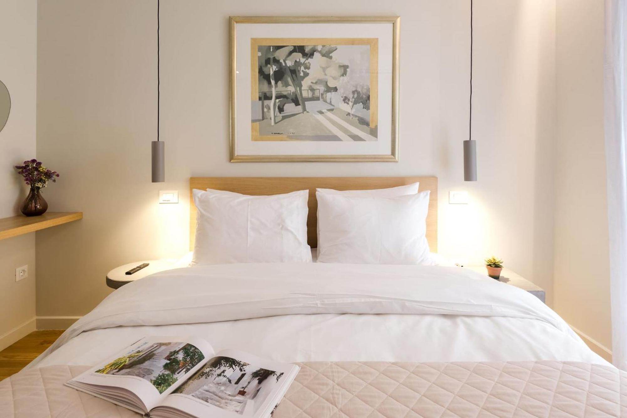Urban Apt With Stunning Acropolis View & Roofdeck Athen Eksteriør billede